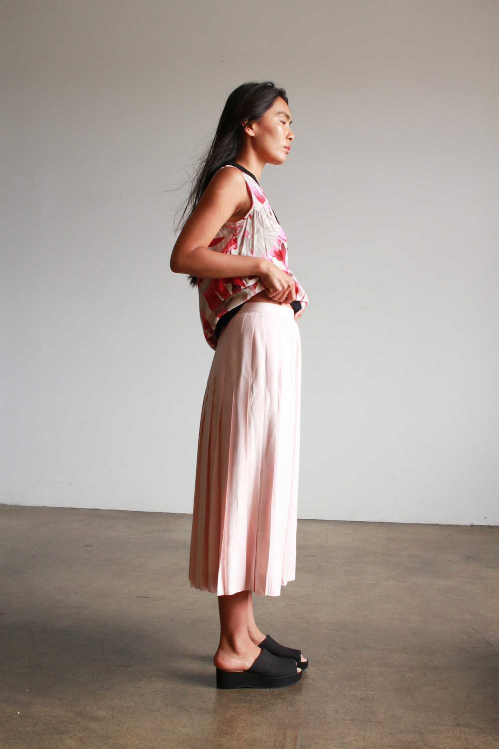 1980s Blush Pleated Midi Skirt - image 8