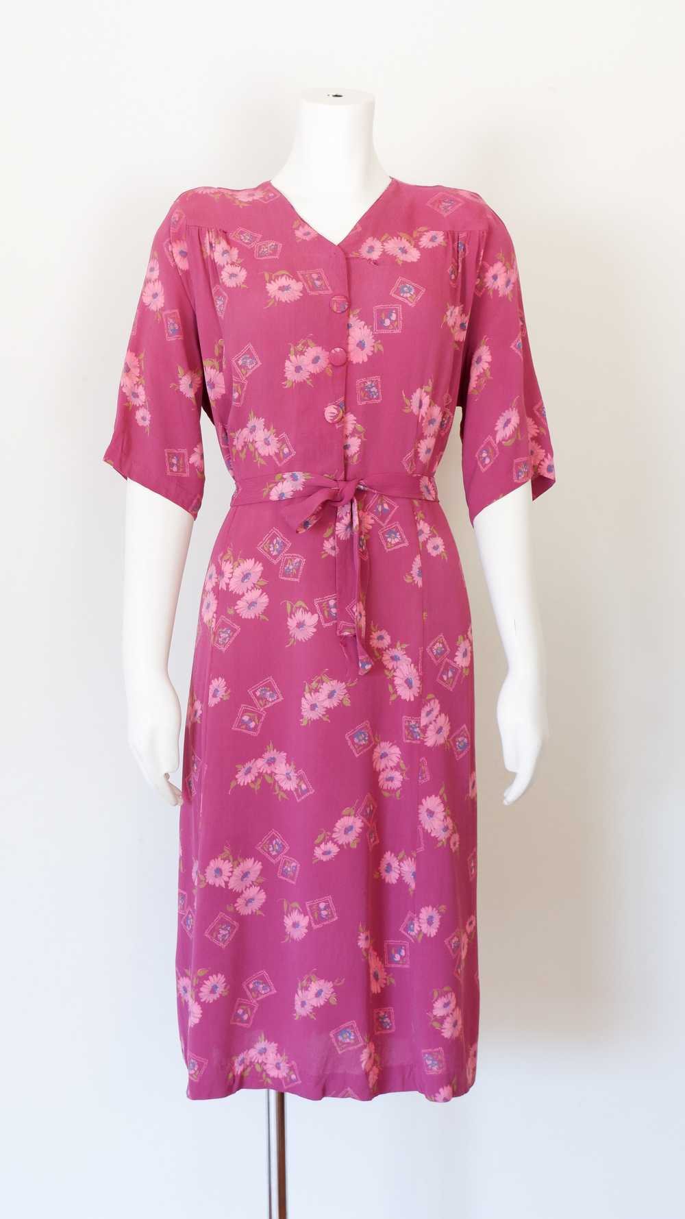 1930s 1940s Purple Floral Rayon Dress with Belt -… - image 2