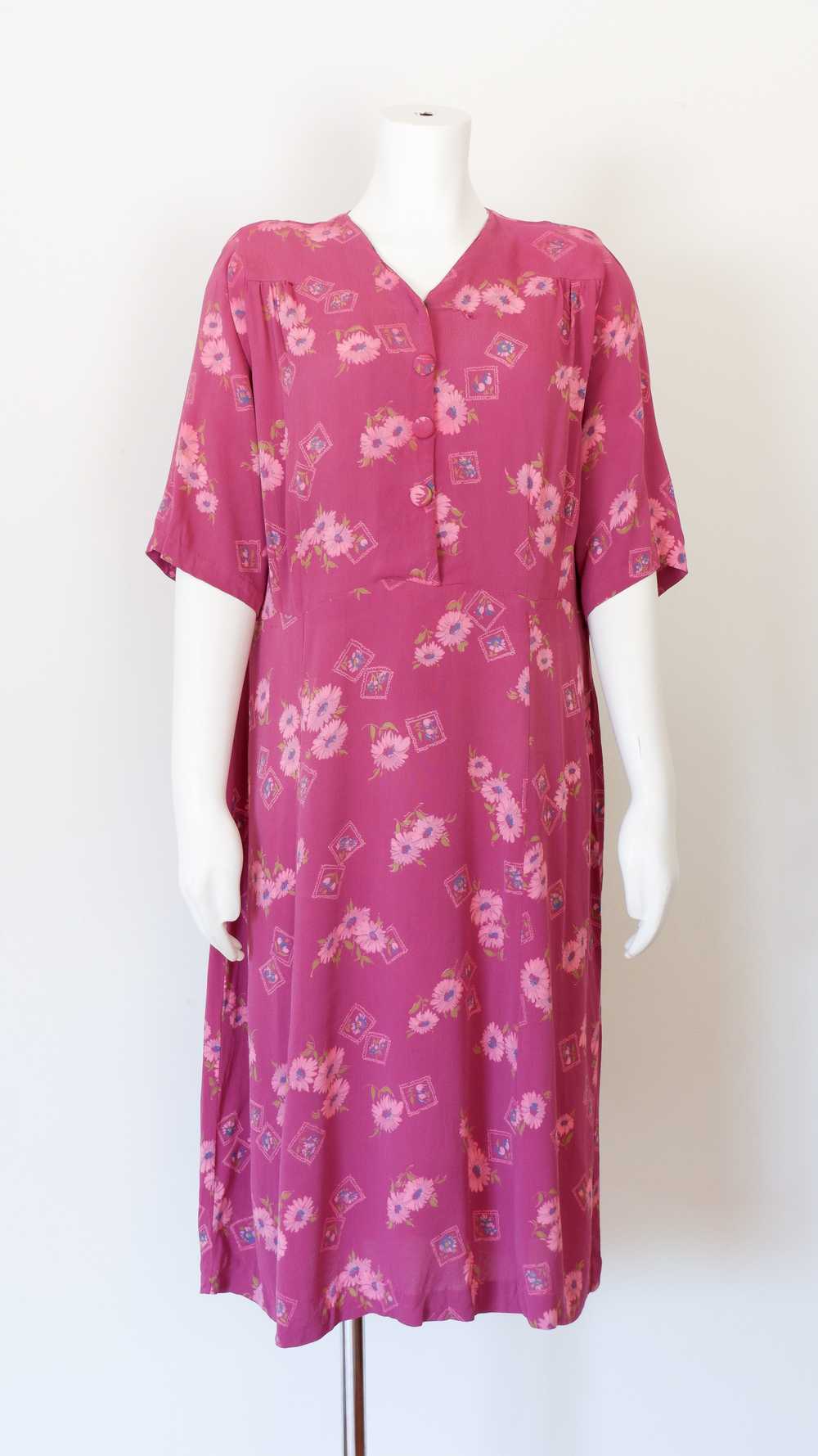 1930s 1940s Purple Floral Rayon Dress with Belt -… - image 3