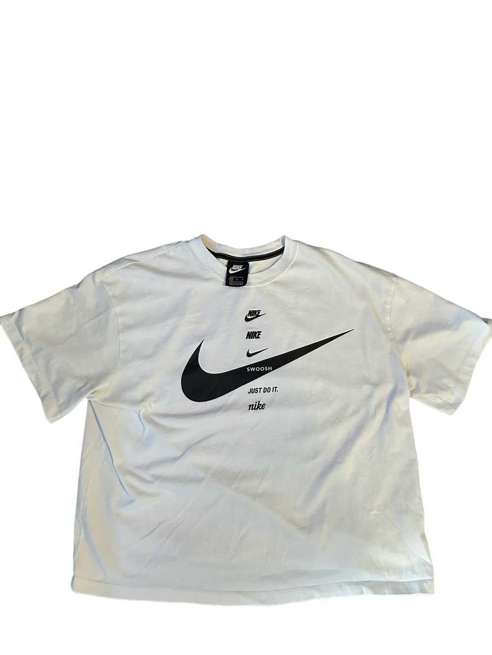 Nike × Vintage vintage nike tee. size xl but fits… - image 1