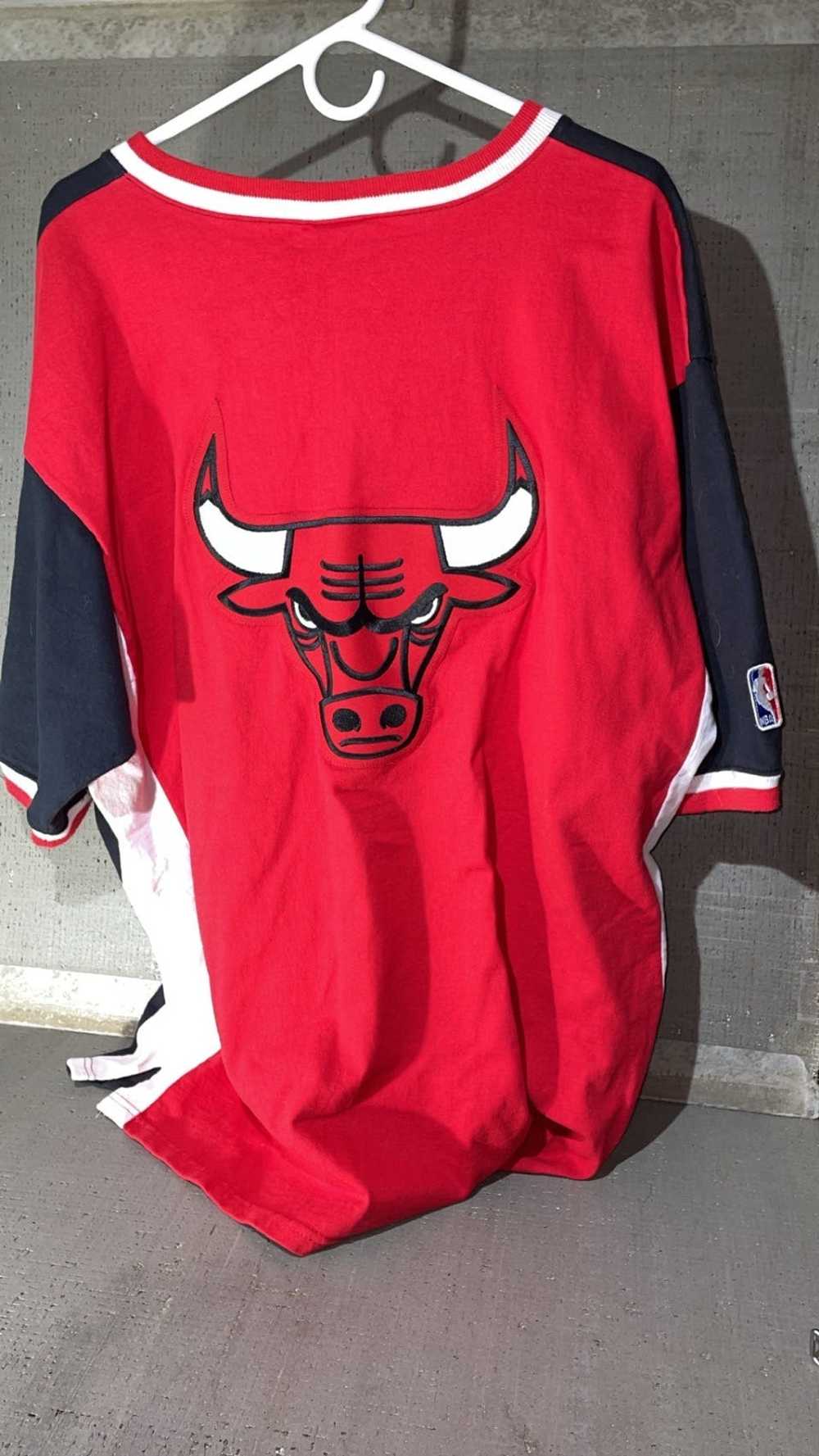 Champion Vintage Chicago Bulls Shooting Shirt Cha… - image 2
