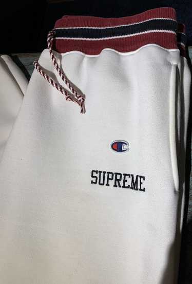 Supreme Champion Hooded Sweatshirt Red (SS18SW5) Men's Size L