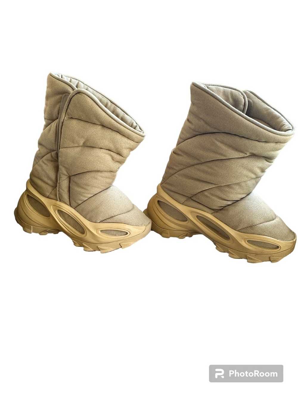 Adidas × Kanye West 2021 Yeezy NSLTD Boot 'Khaki' - image 3