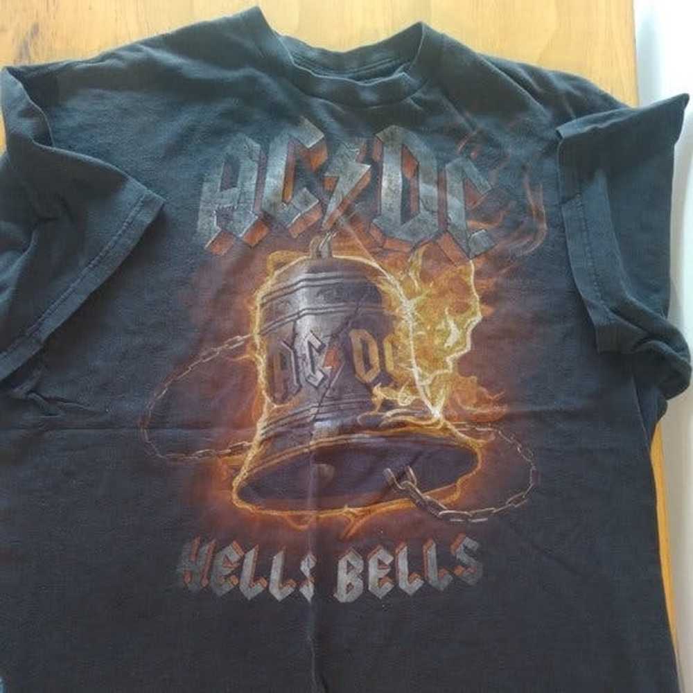 Vintage AC/DC Hell's Bells Distressed T-shirt Heavy Metal