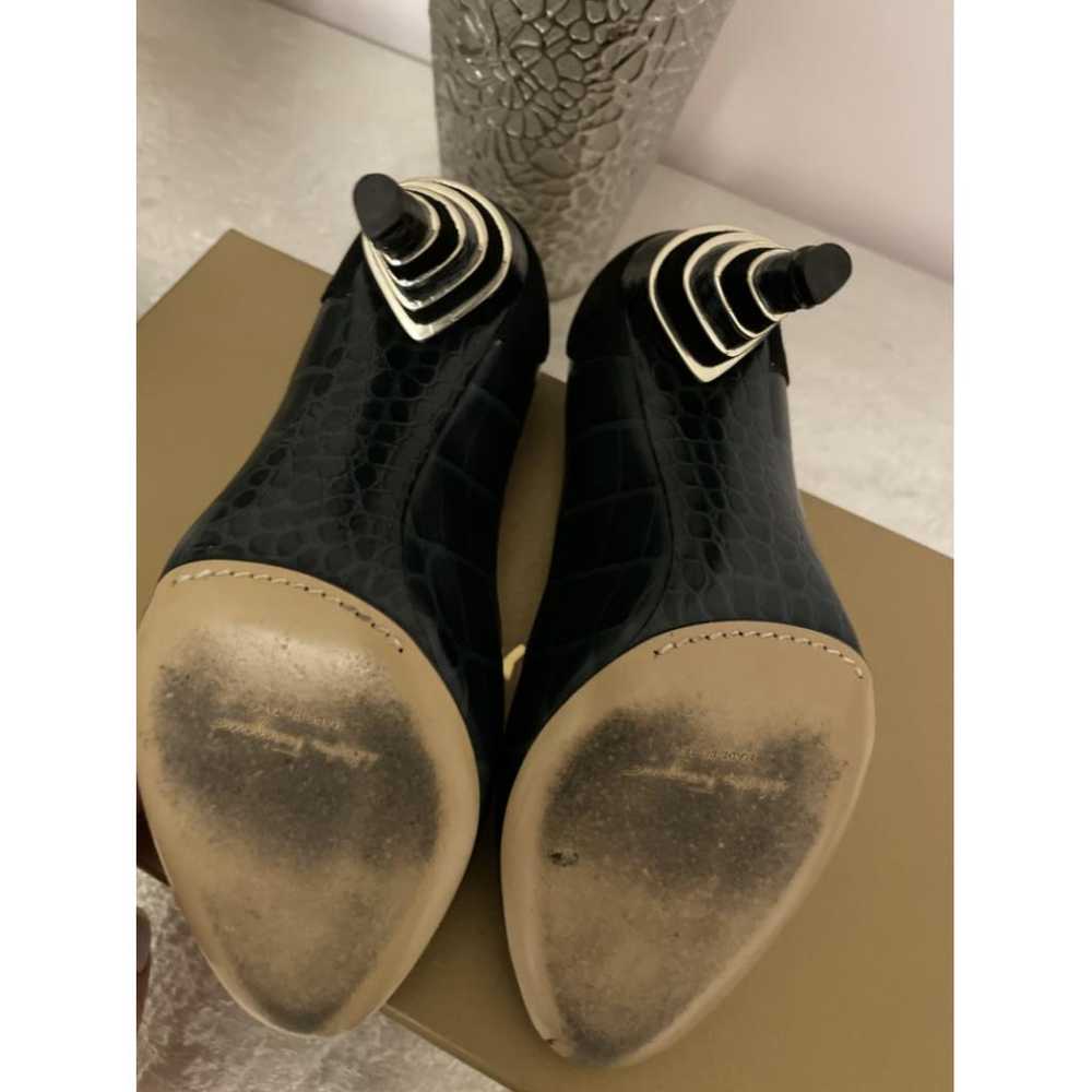 Salvatore Ferragamo Leather mid heel - image 9