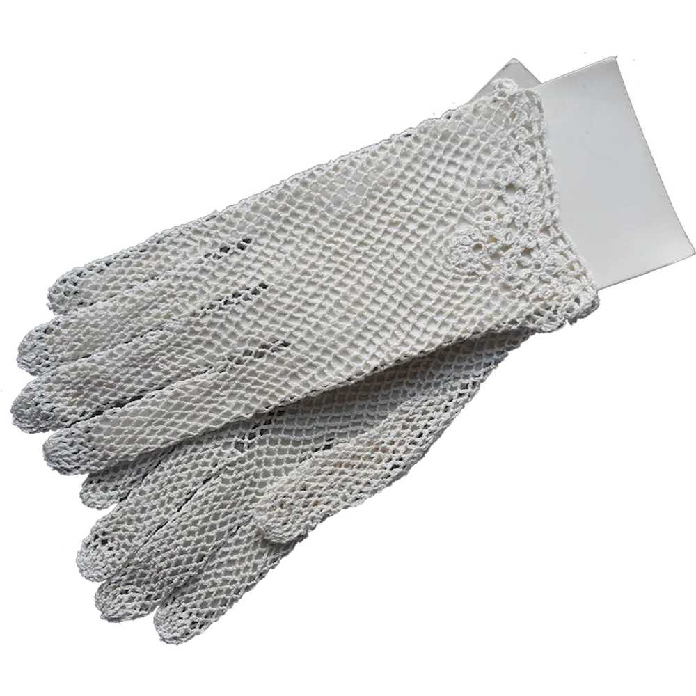 Crocheted Lace Gloves Unworn Vintage 1980s Palest… - image 1