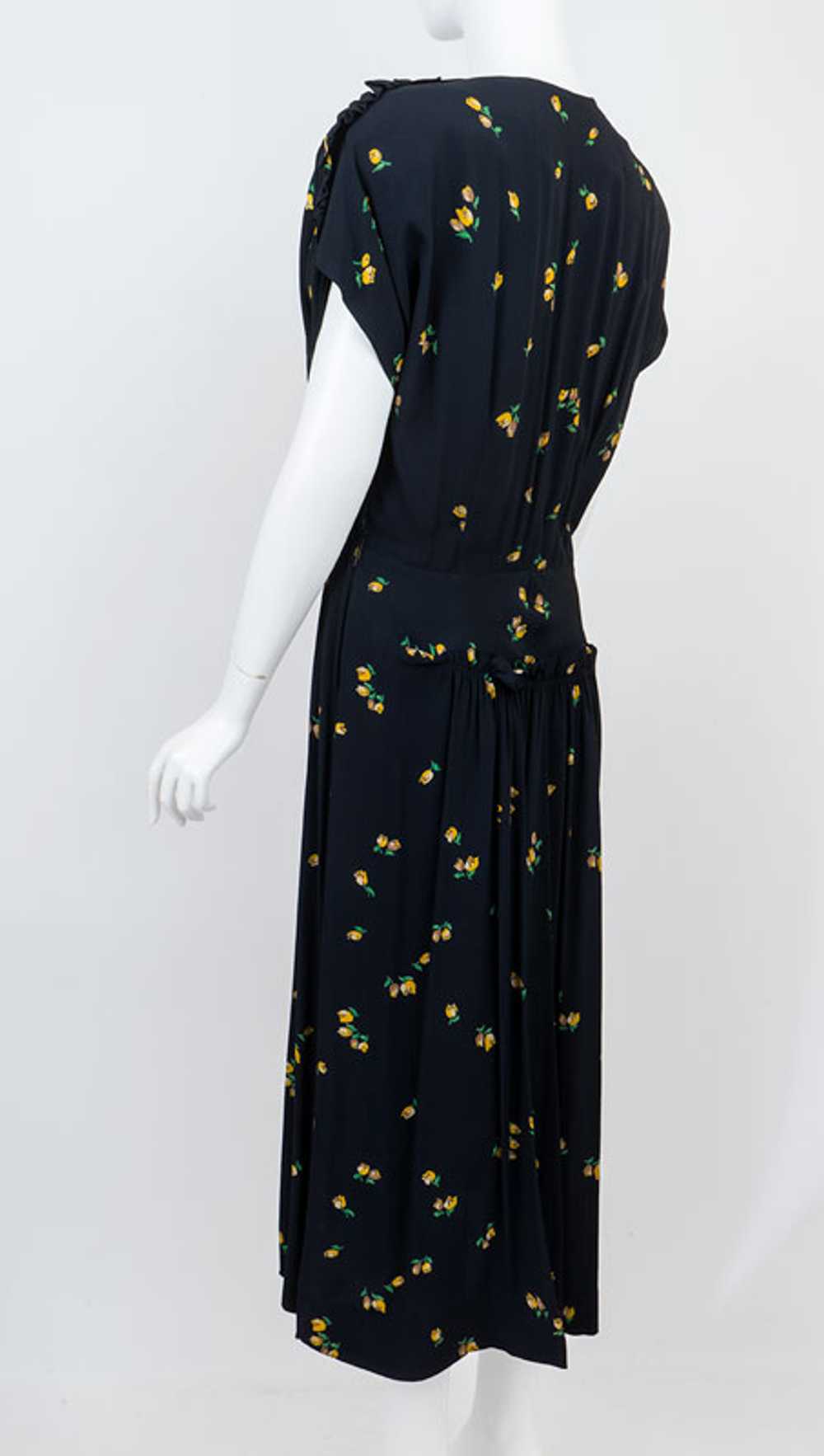 Gorgeous 1940s Evening Dress - image 4
