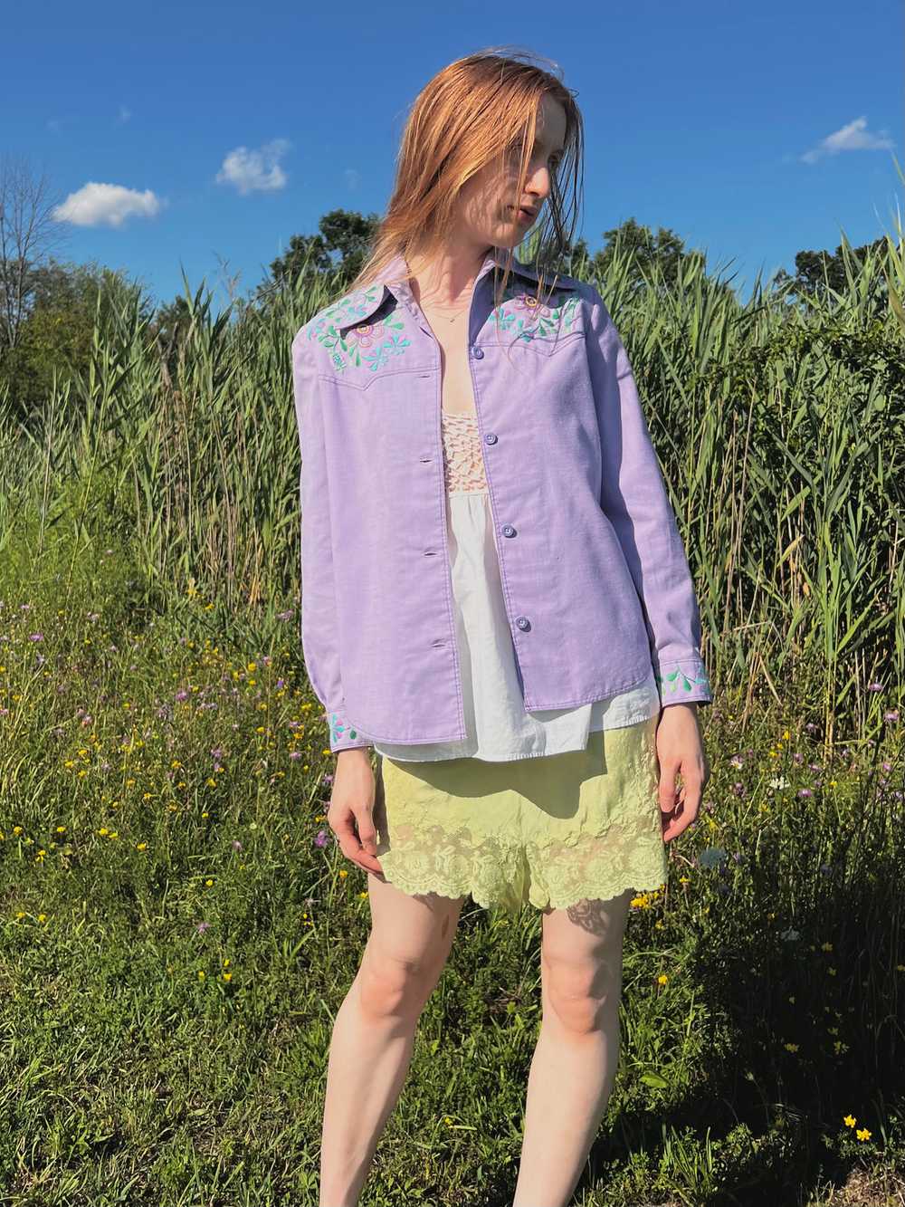 1970s Lavender Floral Embroidery Cotton Shirt Jac… - image 7