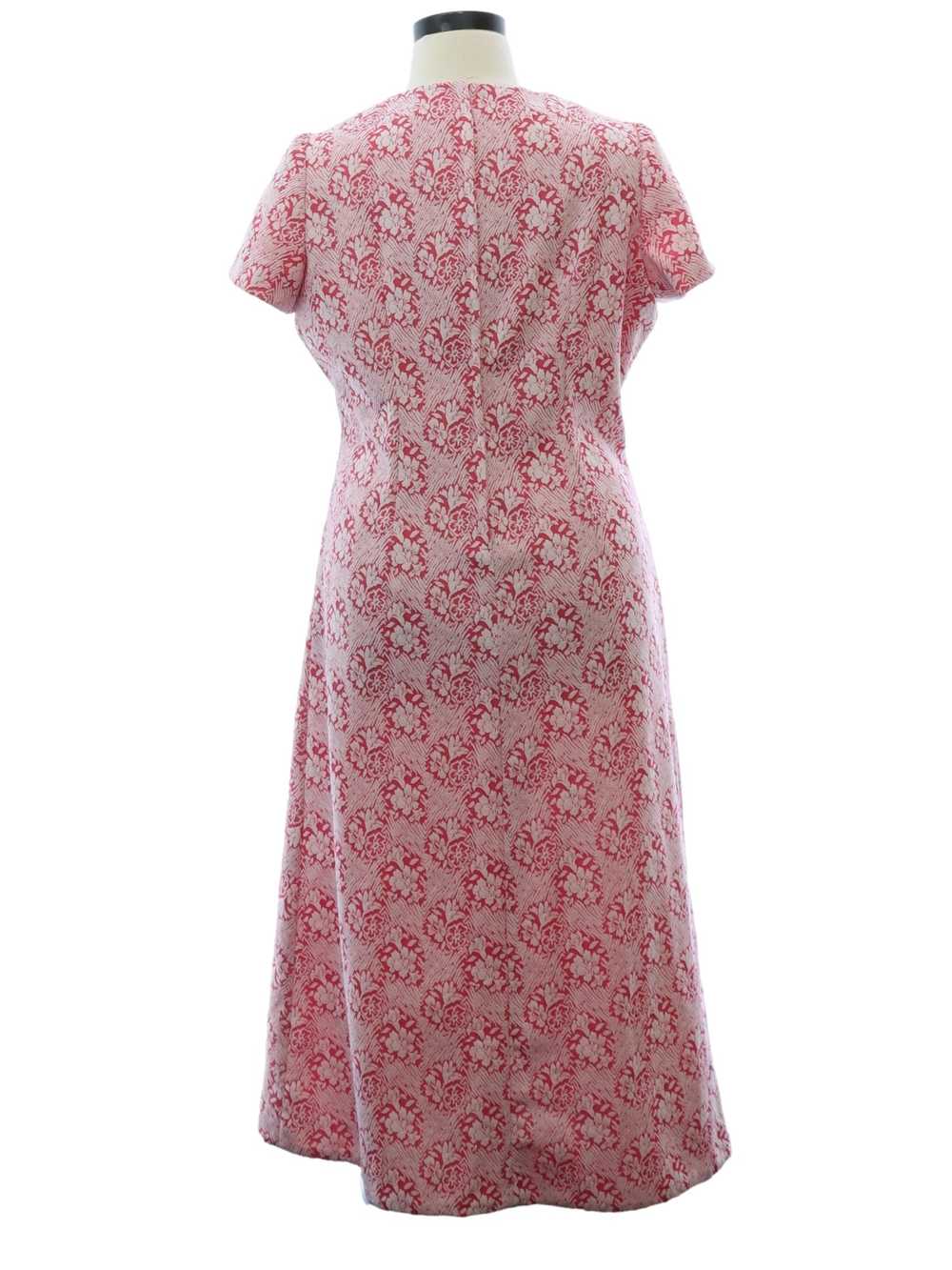 1960's Mod Knit Maxi Dress - image 3