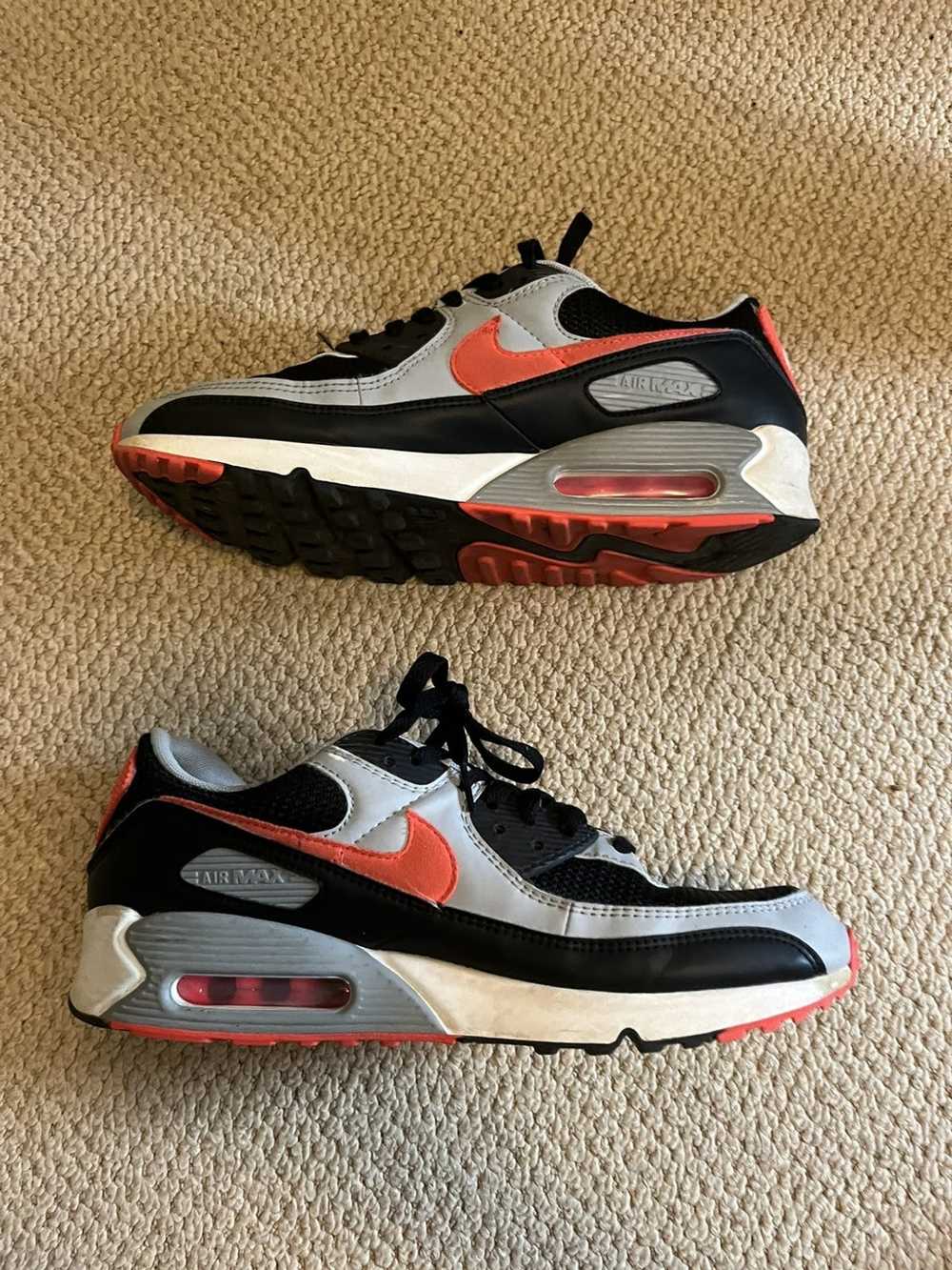 Nike Air Max 90 - image 2