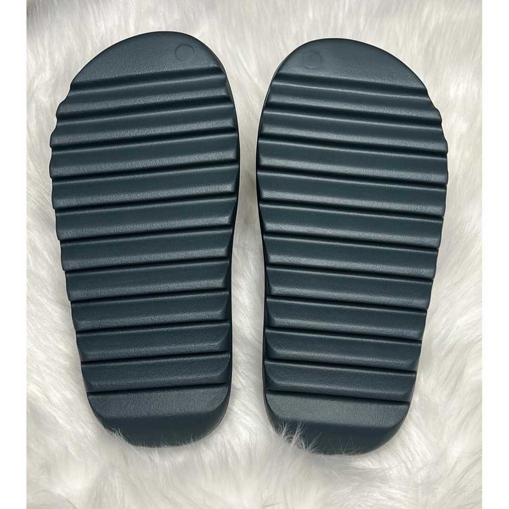 Yeezy x Adidas Slide sandals - image 3