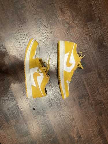 Nike White pollen - image 1