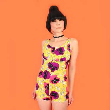 Late 60's Early 70's Vintage Flower Power Psyched… - image 1