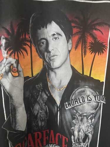 Vintage SCARFACE T “the world is yours”