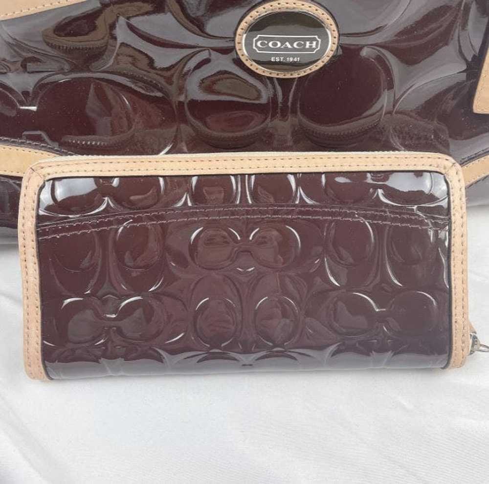 Coach Vintage coach patent leather handbag and wa… - image 4