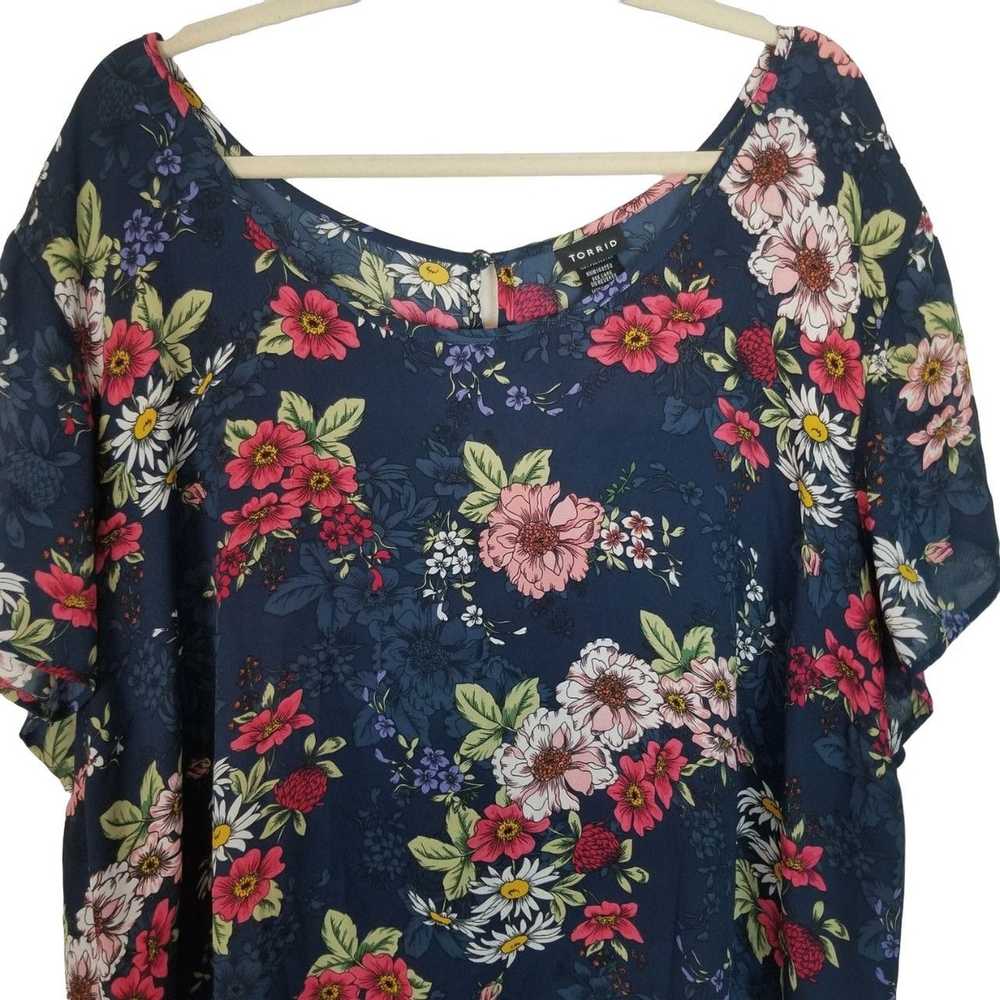 Other Torrid Womens 5X Blue Floral Short Sleeves … - image 3