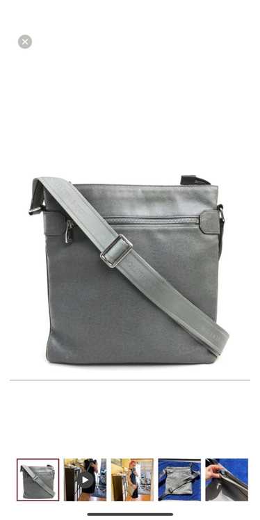 Authentic Louis Vuitton Vassili GM Gray Taiga Leather Briefcase