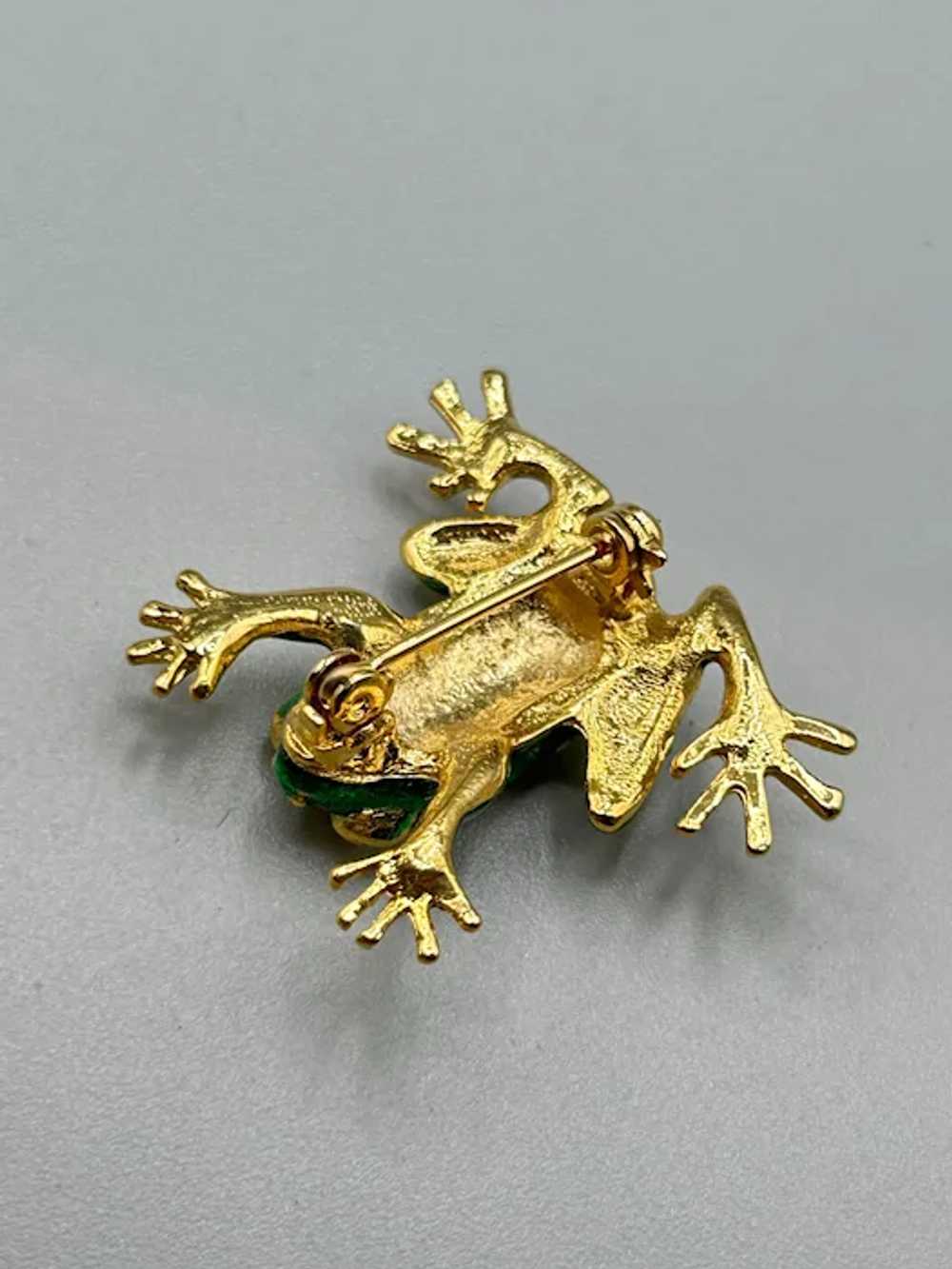 Vintage Green Frog Brooch Pin Gold Tone Enameled … - image 5