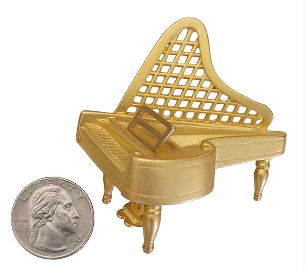 Gold Tone Grand Piano Figural Pin Brooch K216 - image 6