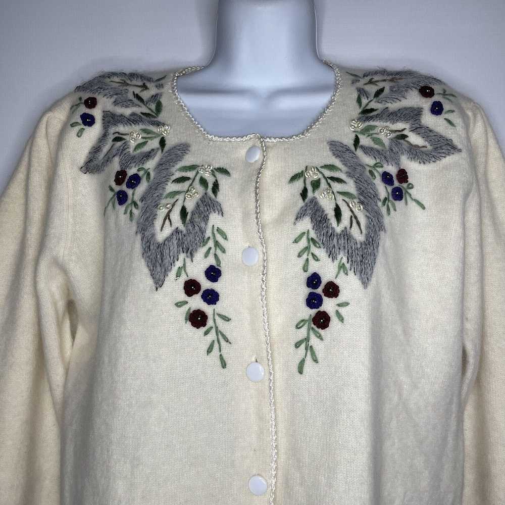 Vintage 80s Ivory Floral Embroidered Beaded Fuzzy… - image 2