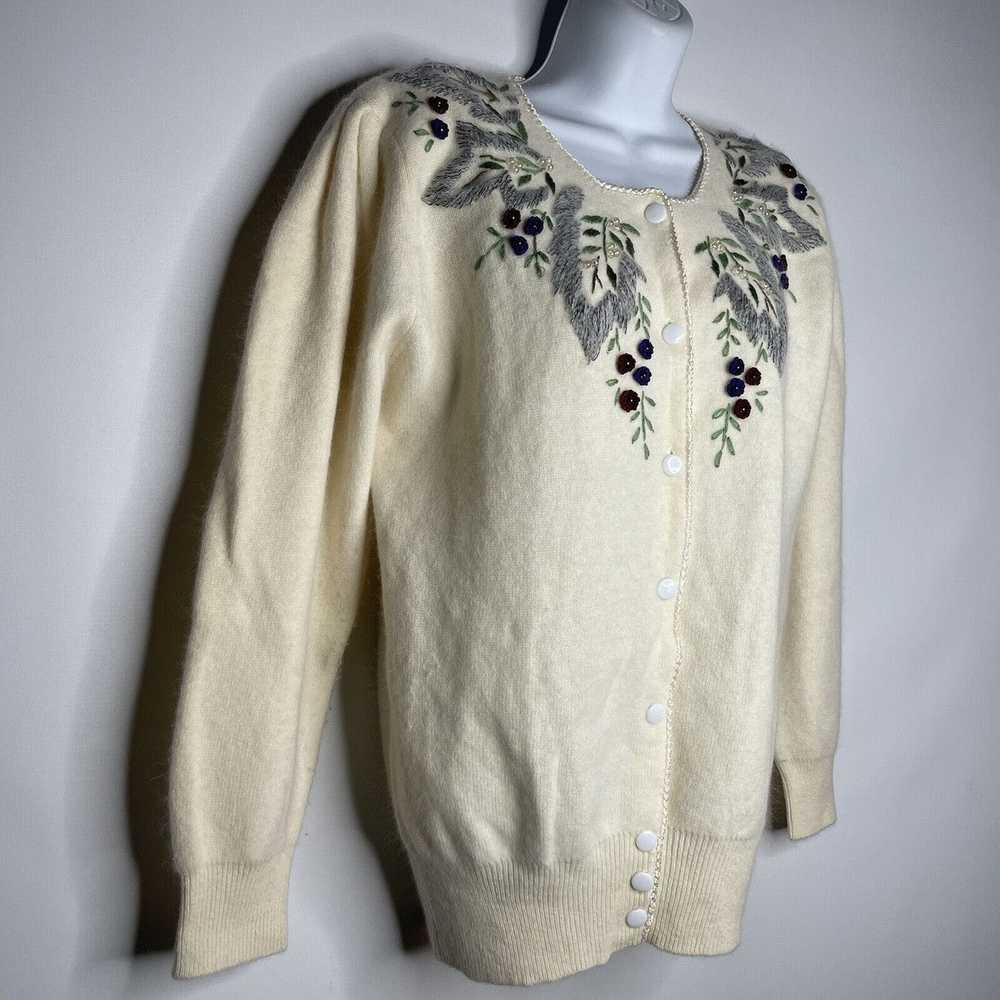 Vintage 80s Ivory Floral Embroidered Beaded Fuzzy… - image 3