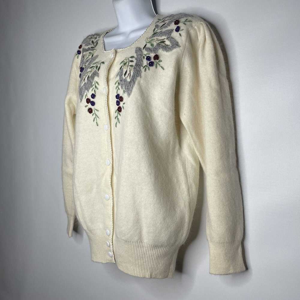 Vintage 80s Ivory Floral Embroidered Beaded Fuzzy… - image 6