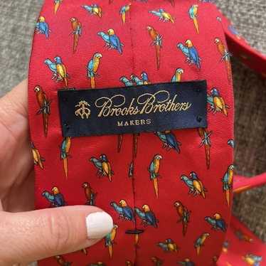 Brooks Brothers Brooks Brothers Mens Tie - Parrots - image 1