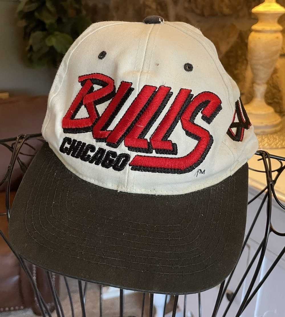 Vintage Vintage Chicago Bulls Snapback NBA Hat 90s - image 1