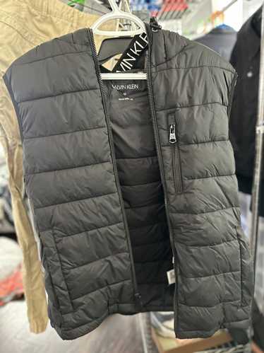 Calvin Klein Calvin Klein sleeveless hooded puffer