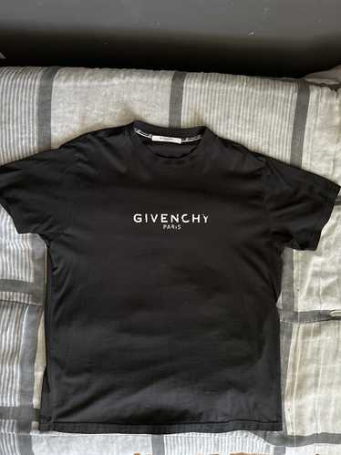 Givenchy Givenchy Vintage Logo T-Shirt