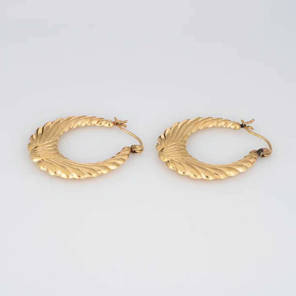 Oval Wreath Hoop Earrings Vintage 14 Karat Yellow… - image 2