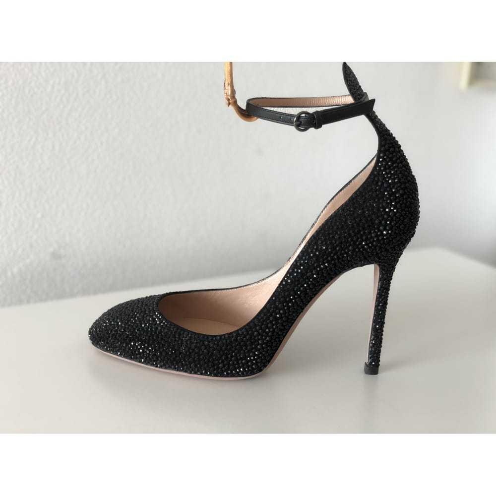 Valentino Garavani Glitter heels - image 9