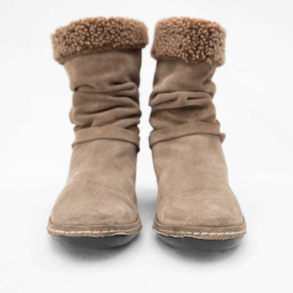 Stuart Weitzman Shearling ankle boots - image 4