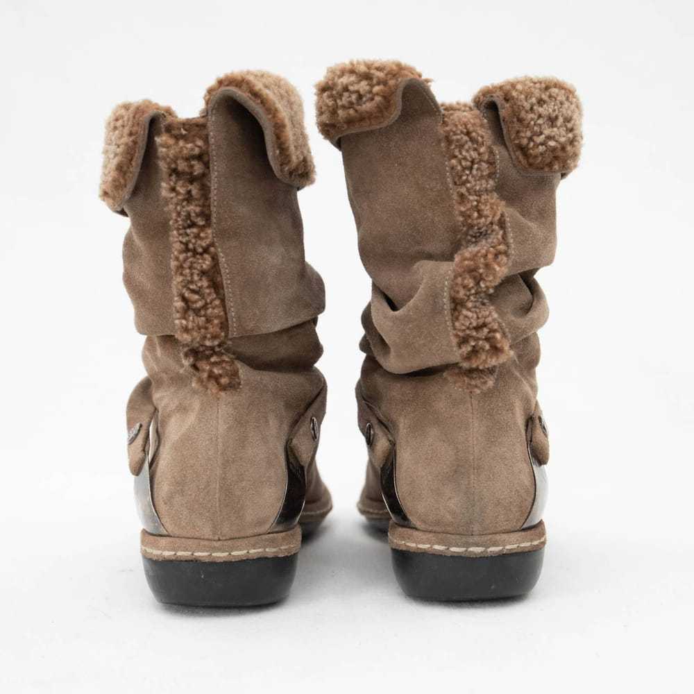 Stuart Weitzman Shearling ankle boots - image 5