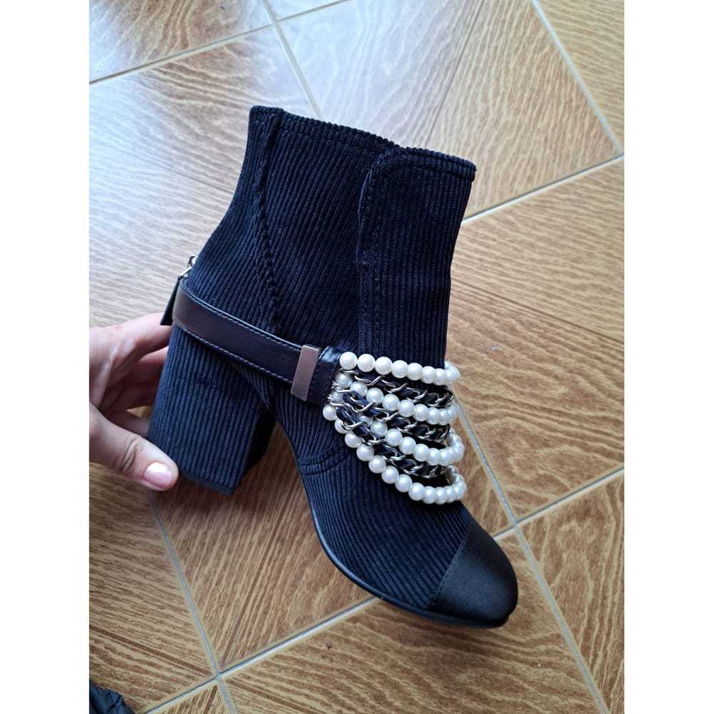 Chanel Velvet ankle boots - image 7