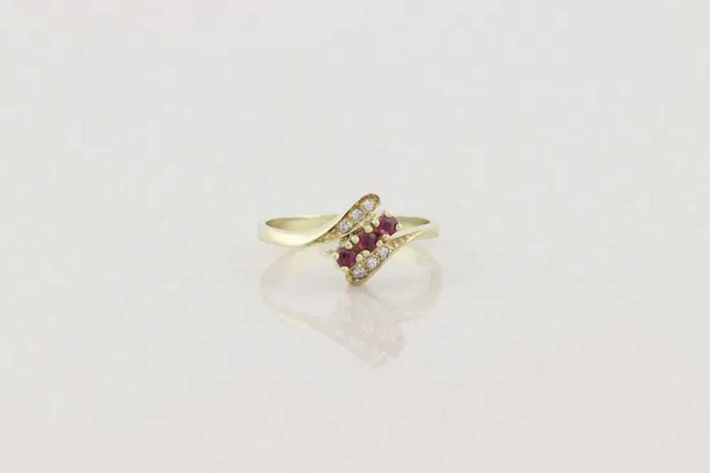 8k Yellow Gold Natural Ruby Diamond Ring Size 6 - image 5