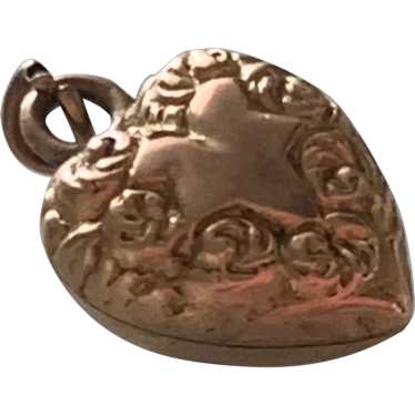 Antique Circa 1800s 9ct Rose Gold Miniature Heart - image 1