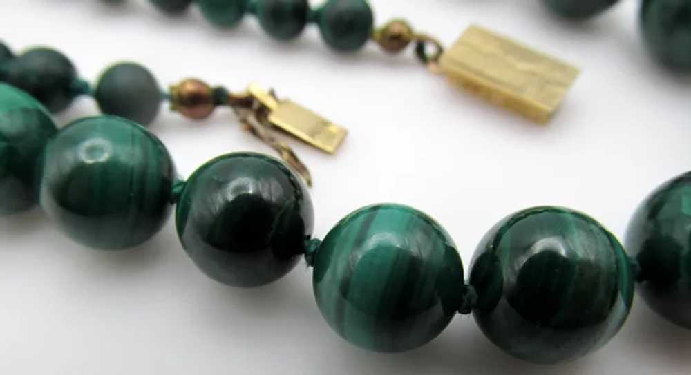 Rich Green 14k Malachite Graduated Beaded 26" Nec… - image 8