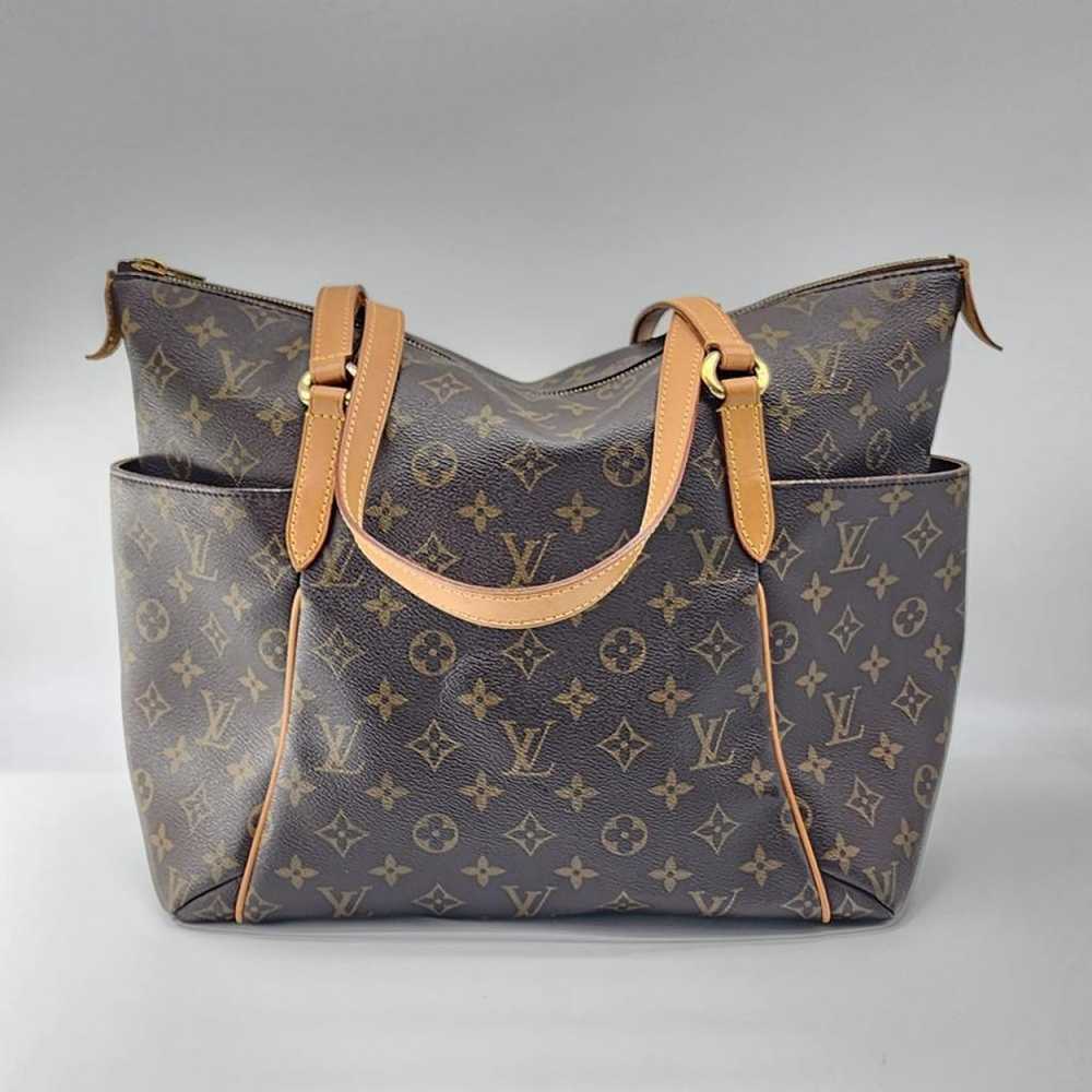 Louis Vuitton Totally handbag - image 11