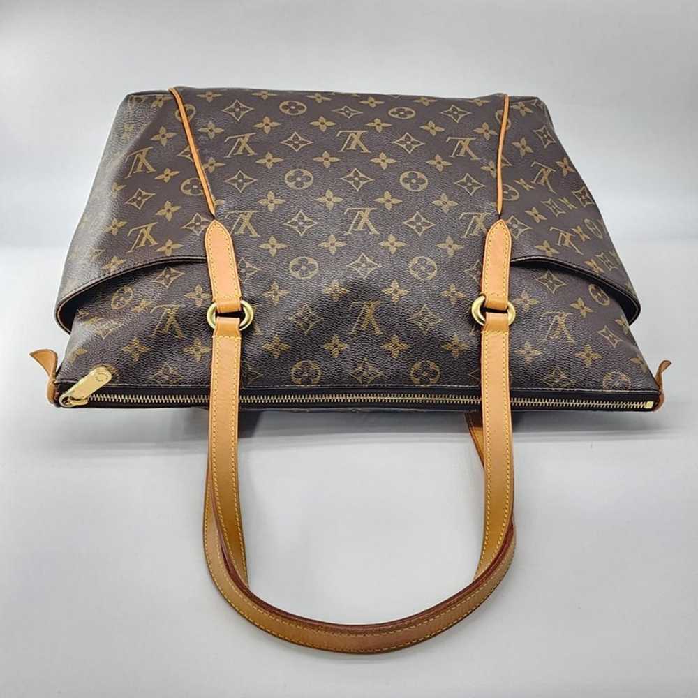 Louis Vuitton Totally handbag - image 8