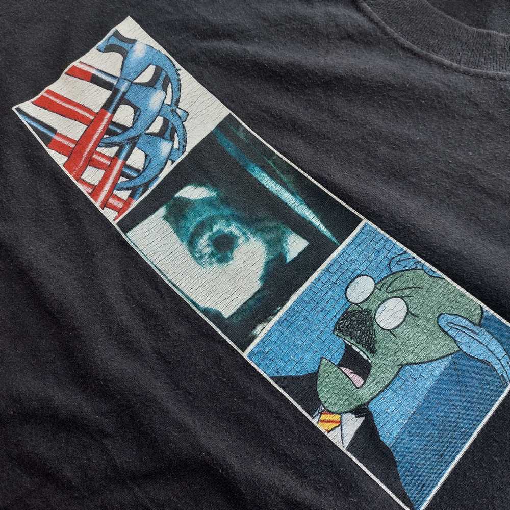 Vintage Vintage 2002 Roger Waters T-Shirt "In The… - image 4