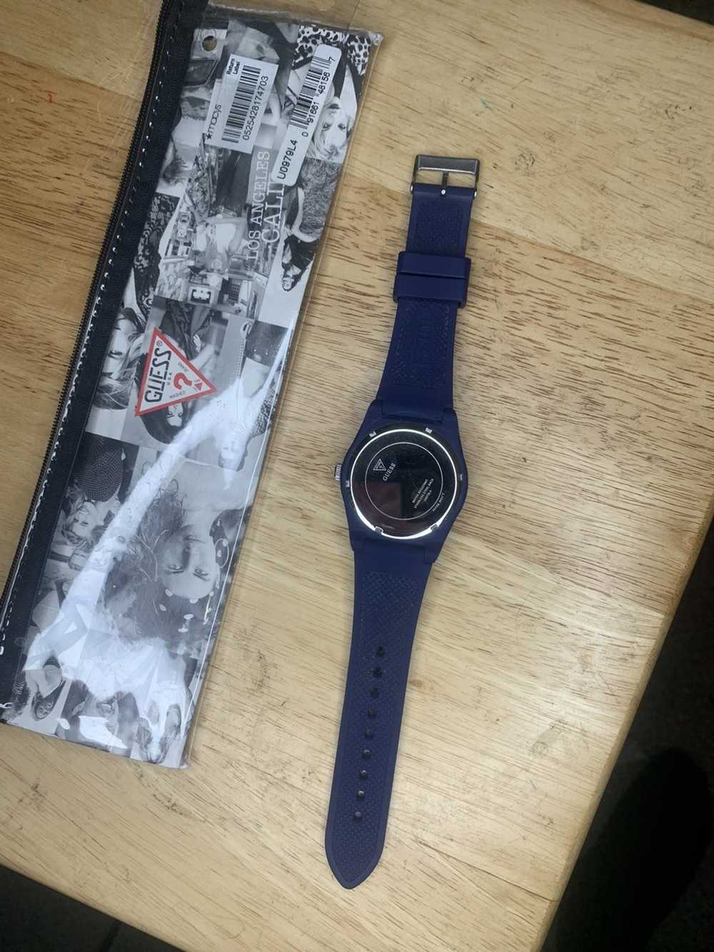 Guess Guess Los Angeles Watch Bundle - image 6