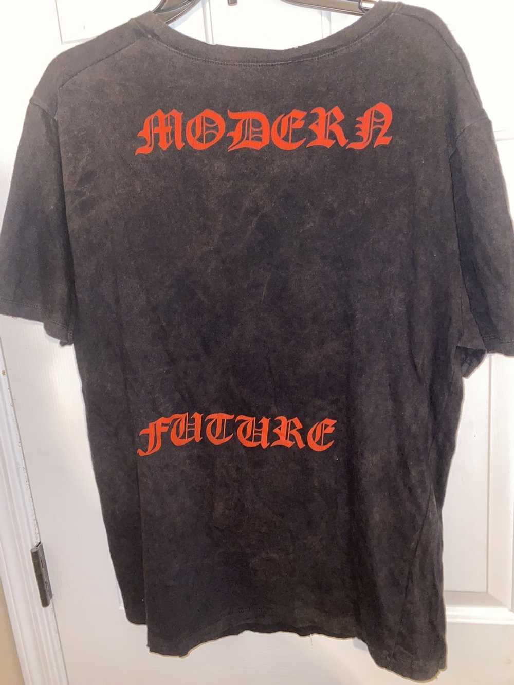 Gucci Gucci distressed t shirt - image 3