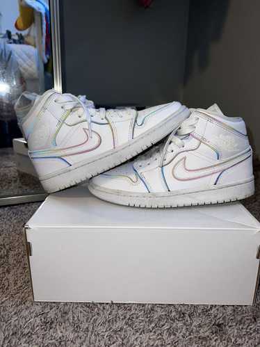 Jordan Brand Air Jordan 1 Mid ‘Iridescent’