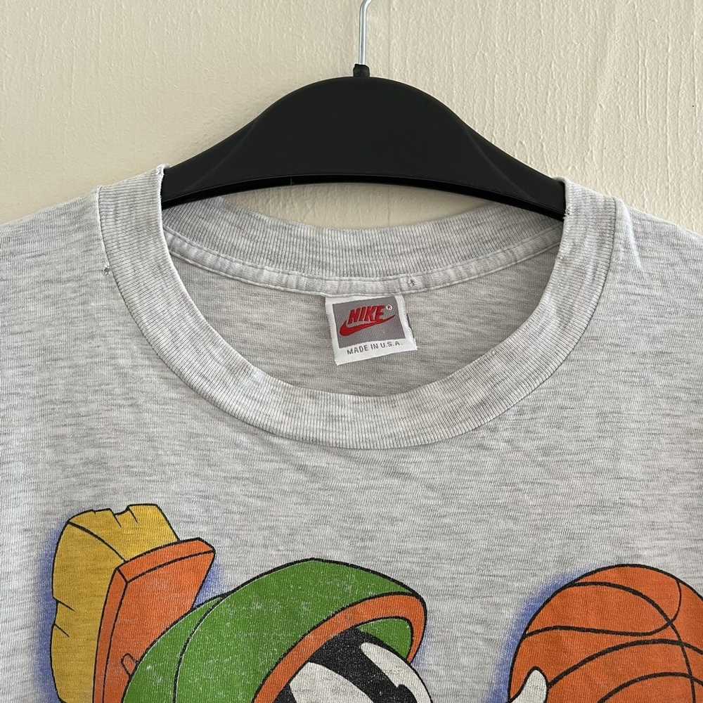 looney tunes nike t shirt