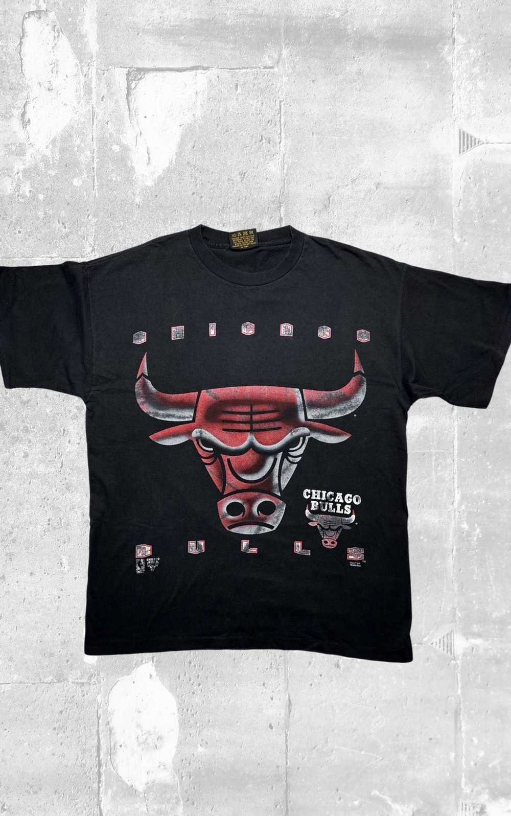 Vintage Chicago Bulls Michael Jordan Magic Johnson Brand Shirt Size Sm –  Yesterday's Attic