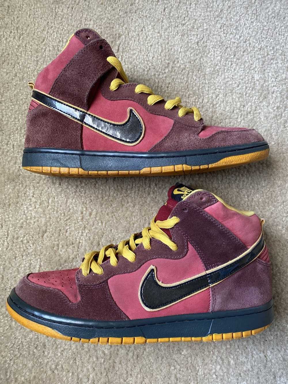 iron man sb dunks