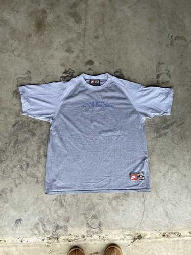 Seattle Mariners T-Shirt Mens Gray Medium M Blue Center Swoosh Logo Nike  Vintage