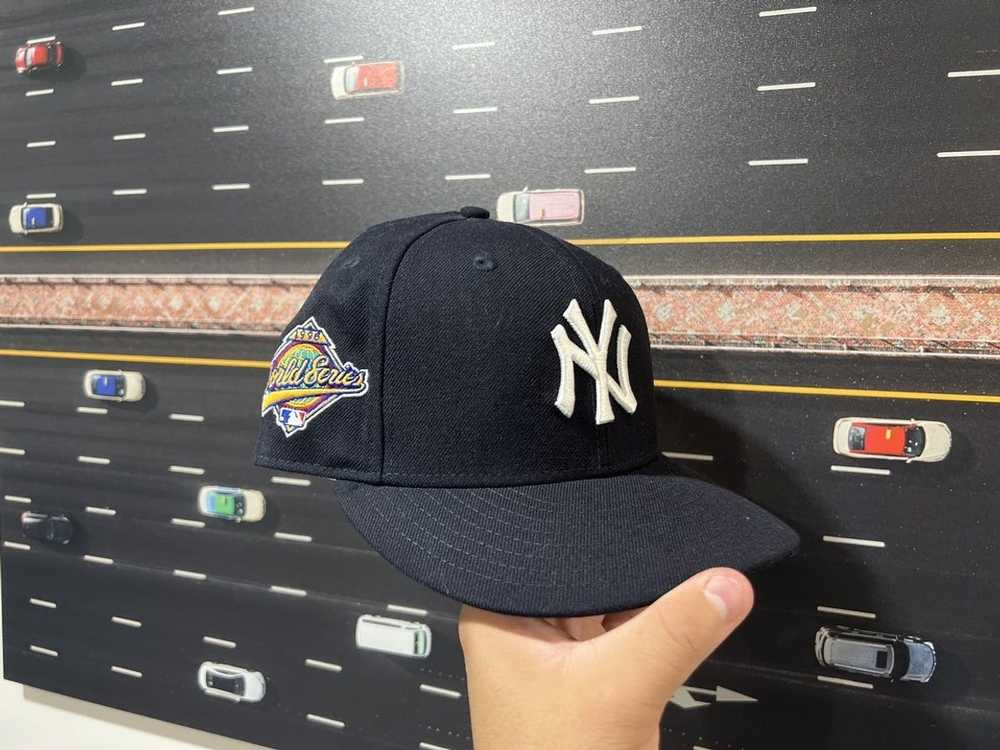 New Era New York Yankees green Paisley bottom - image 1