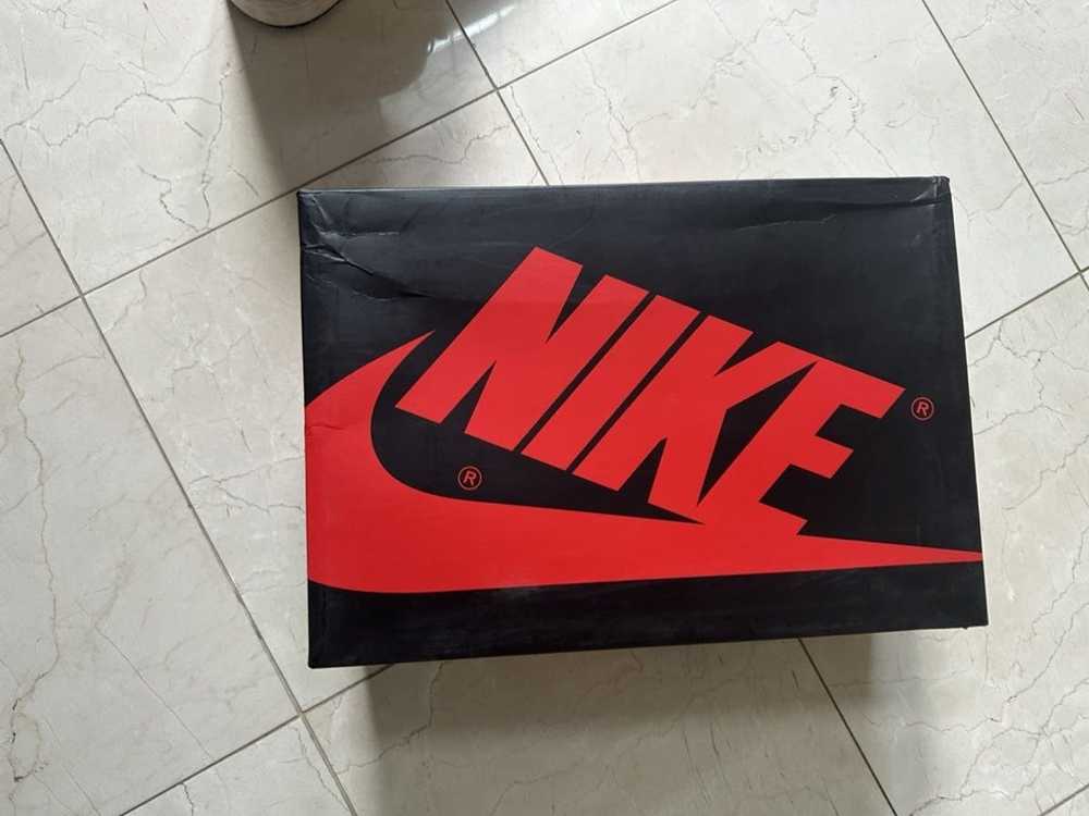 Jordan Brand × Nike Retro Jordan 1 Obsidian UNC - image 8